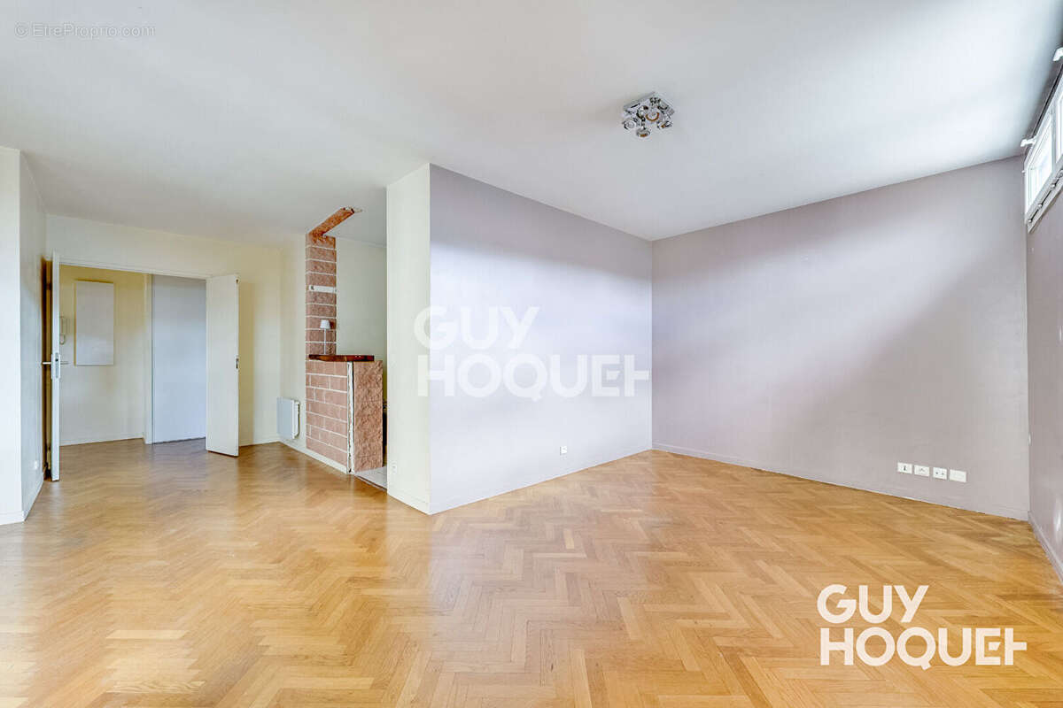 Appartement à ROSNY-SOUS-BOIS