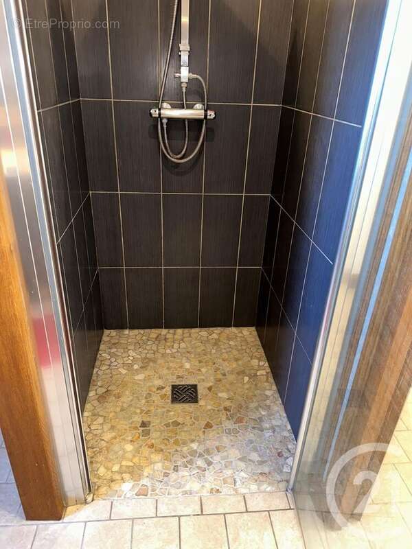 Maison à SUILLY-LA-TOUR