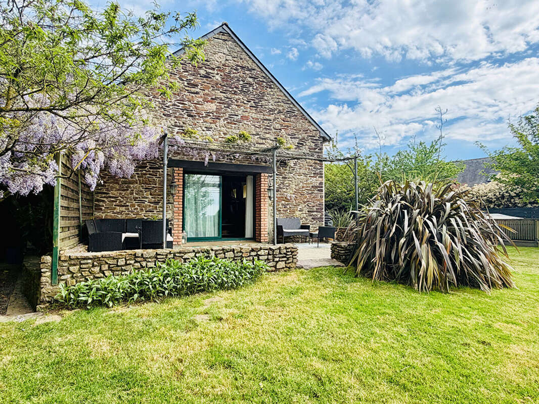 Maison à LE SEL-DE-BRETAGNE