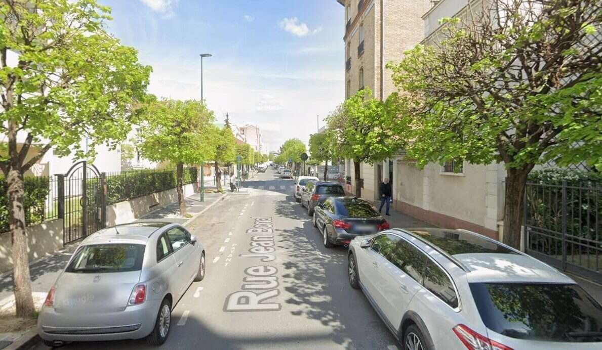 Parking à LA GARENNE-COLOMBES