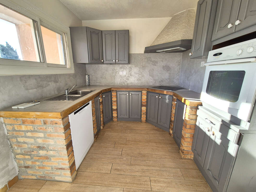 Appartement à HYERES