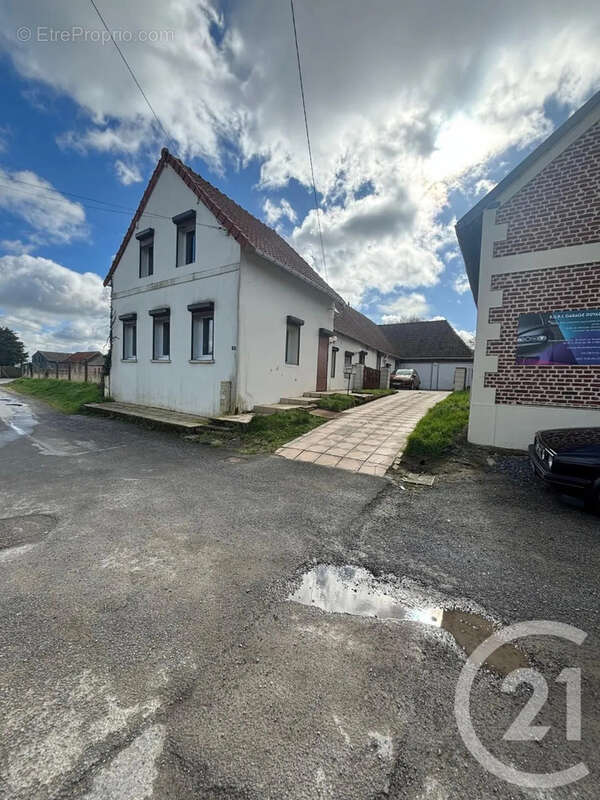 Maison à BRANCOURT-LE-GRAND