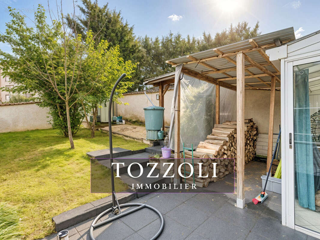 Maison à VILLEFONTAINE