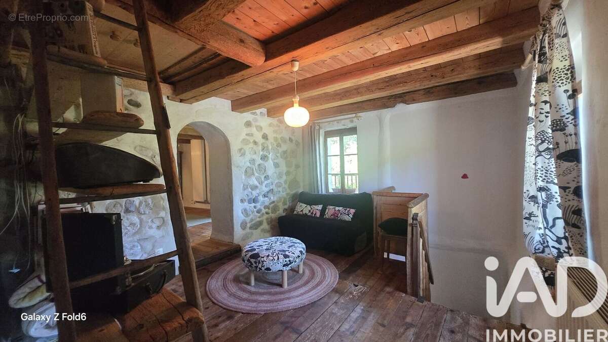Photo 9 - Maison à LESCHERAINES