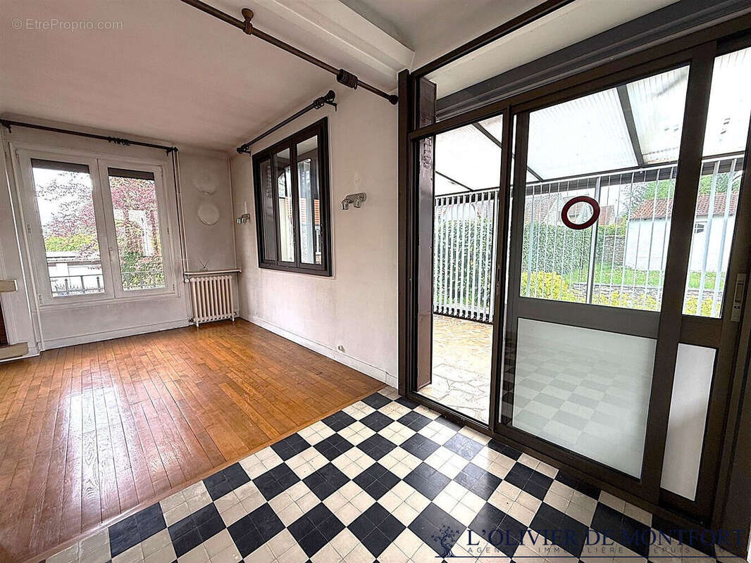 Maison à MONTFORT-L'AMAURY