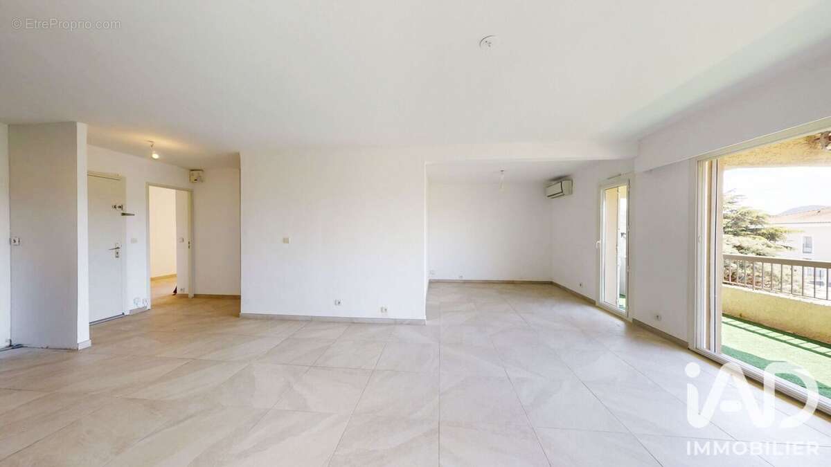 Photo 2 - Appartement à SIX-FOURS-LES-PLAGES