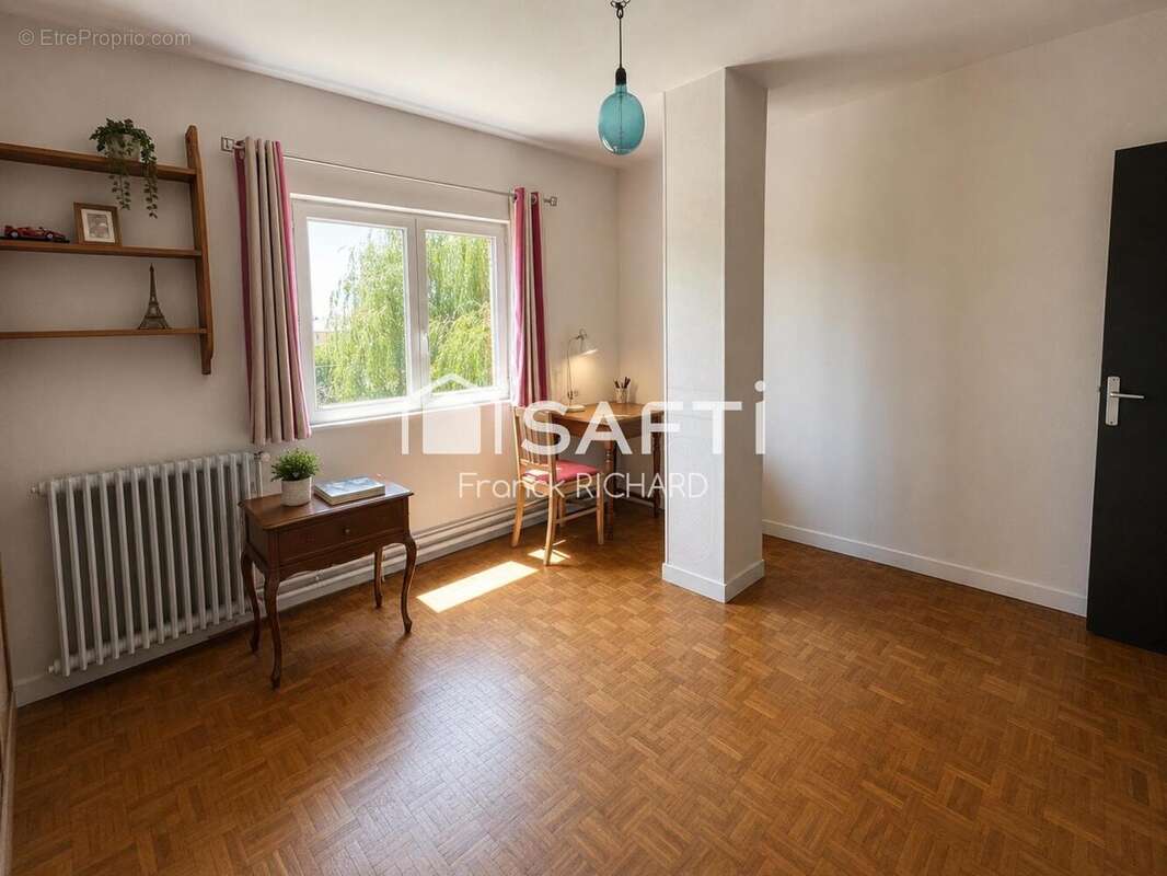 Photo 7 - Maison à CREVECOEUR-LE-GRAND