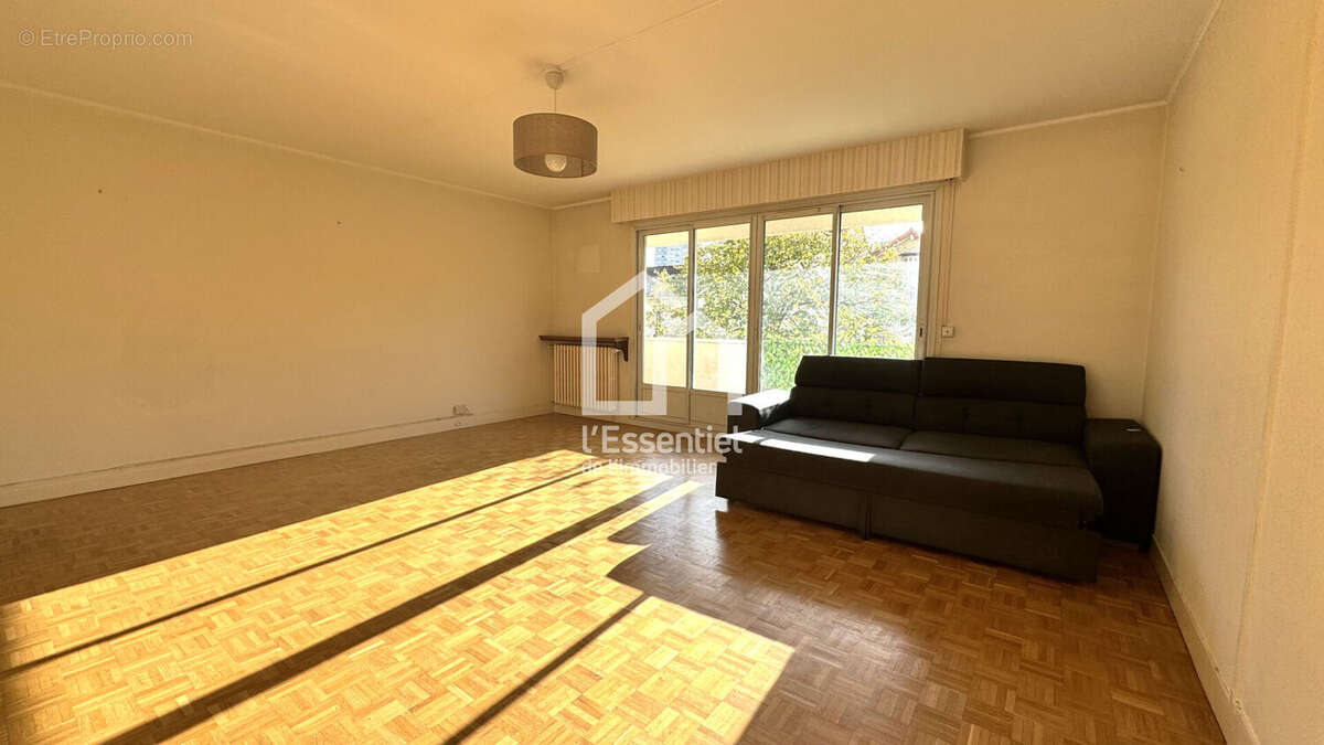 Appartement à POISSY