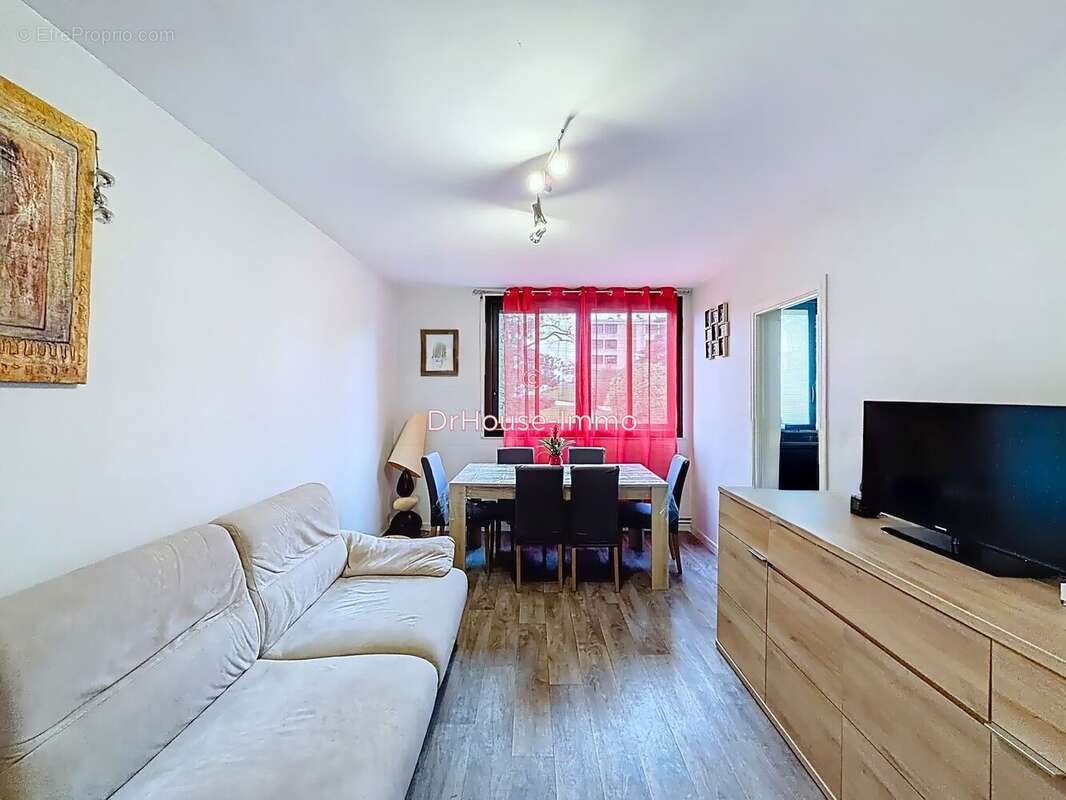 Appartement à CHAMPAGNE-AU-MONT-D'OR