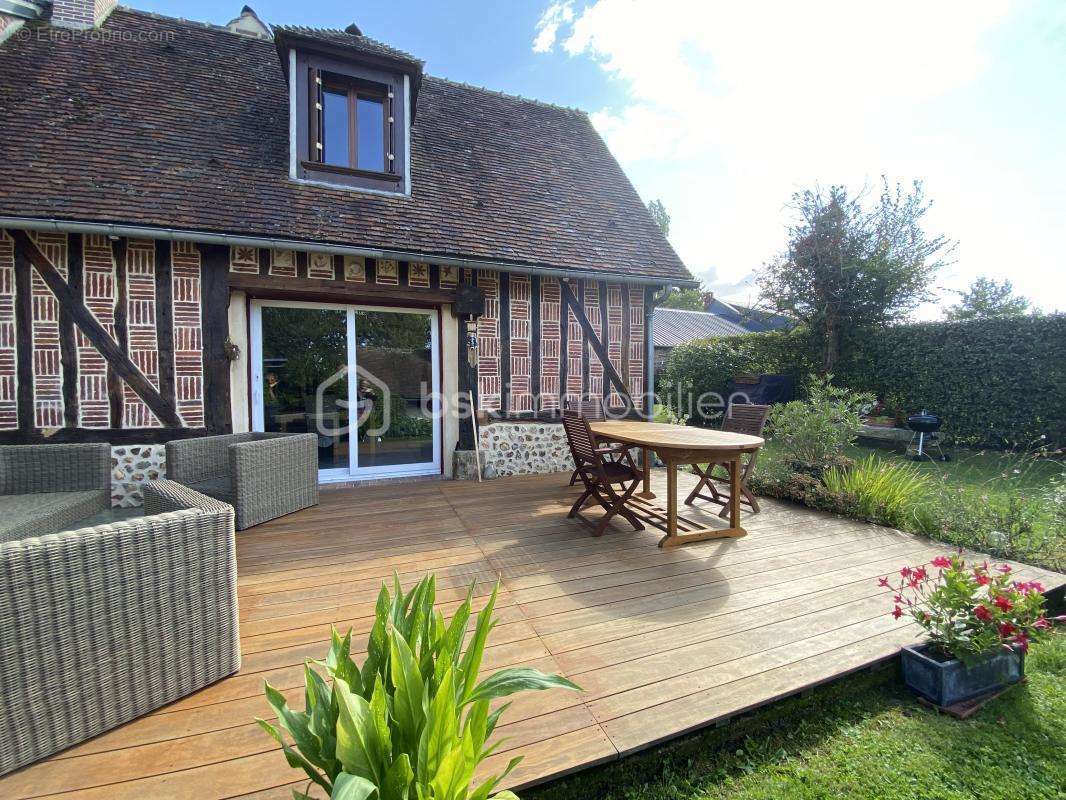 Maison à SAINT-OUEN-D'ATTEZ