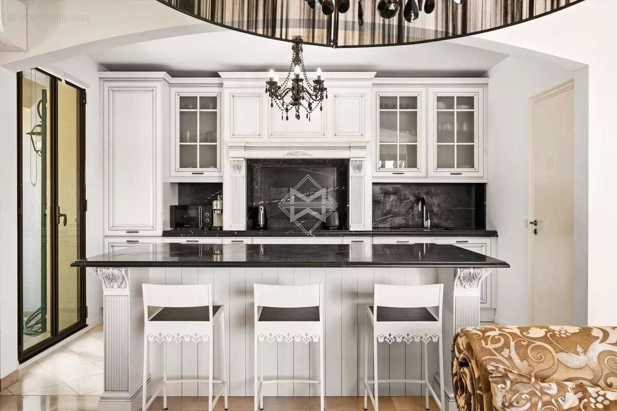 Maison à VILLENEUVE-LOUBET