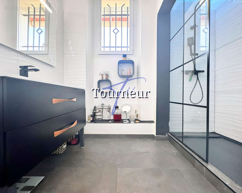 Appartement à SANARY-SUR-MER