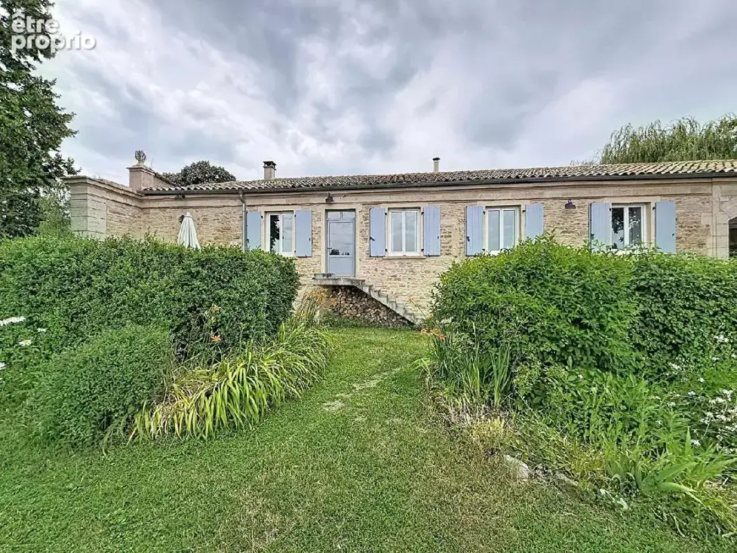 Maison à SENOZAN