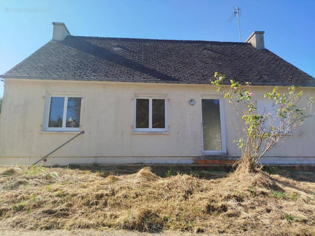 Maison à SEGLIEN