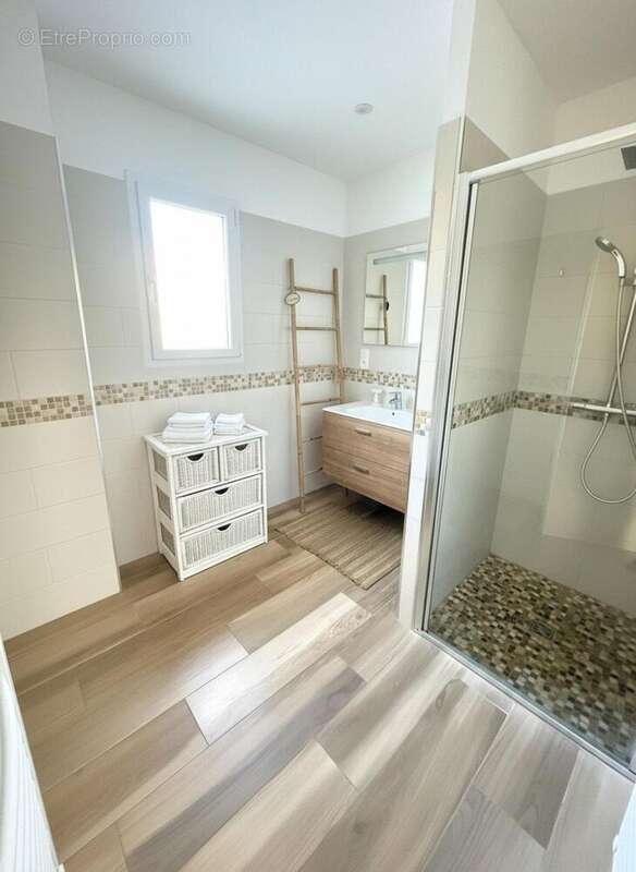 Photo 8 - Appartement à SANTA-LUCIA-DI-MORIANI
