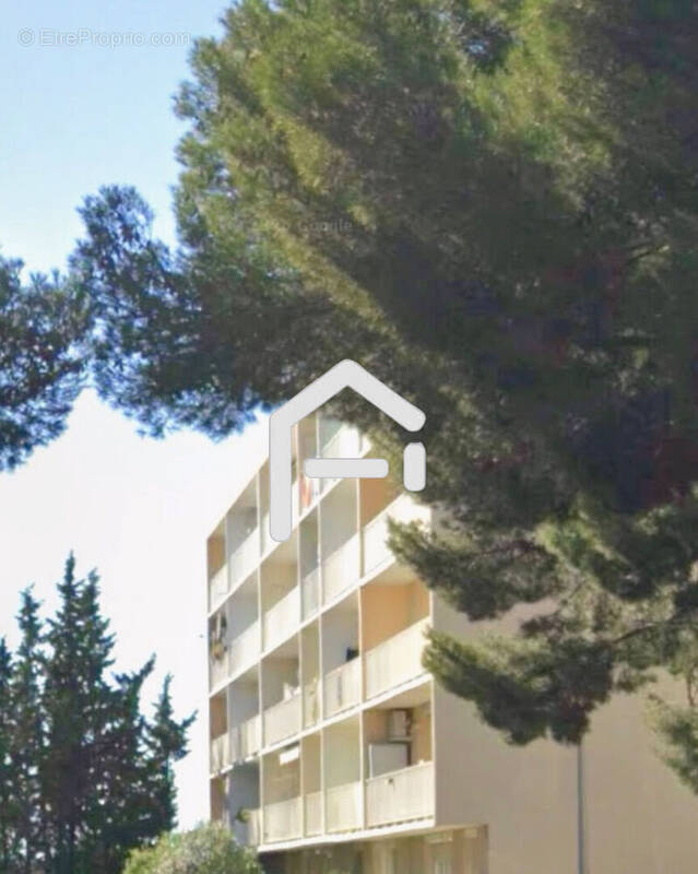 Appartement à PORT-DE-BOUC
