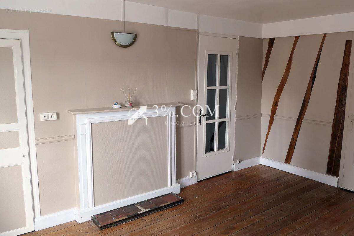 Maison à CONTEVILLE