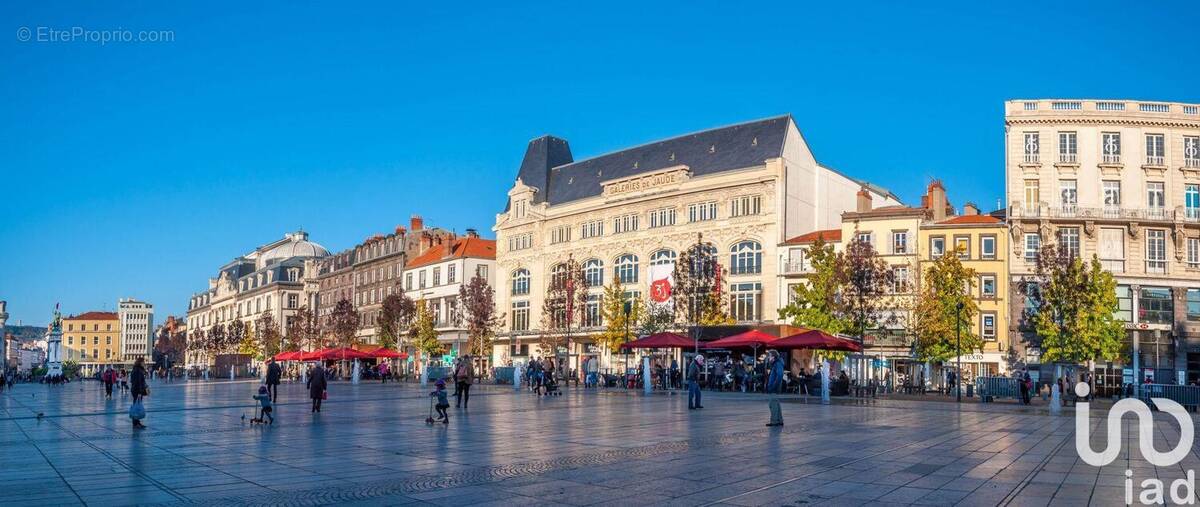 Photo 1 - Commerce à CLERMONT-FERRAND