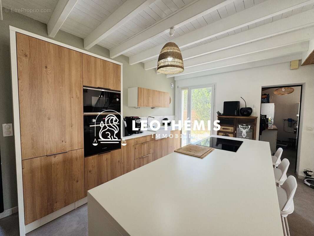 Maison 116 m² à Saint-Agnant  - photo 8
