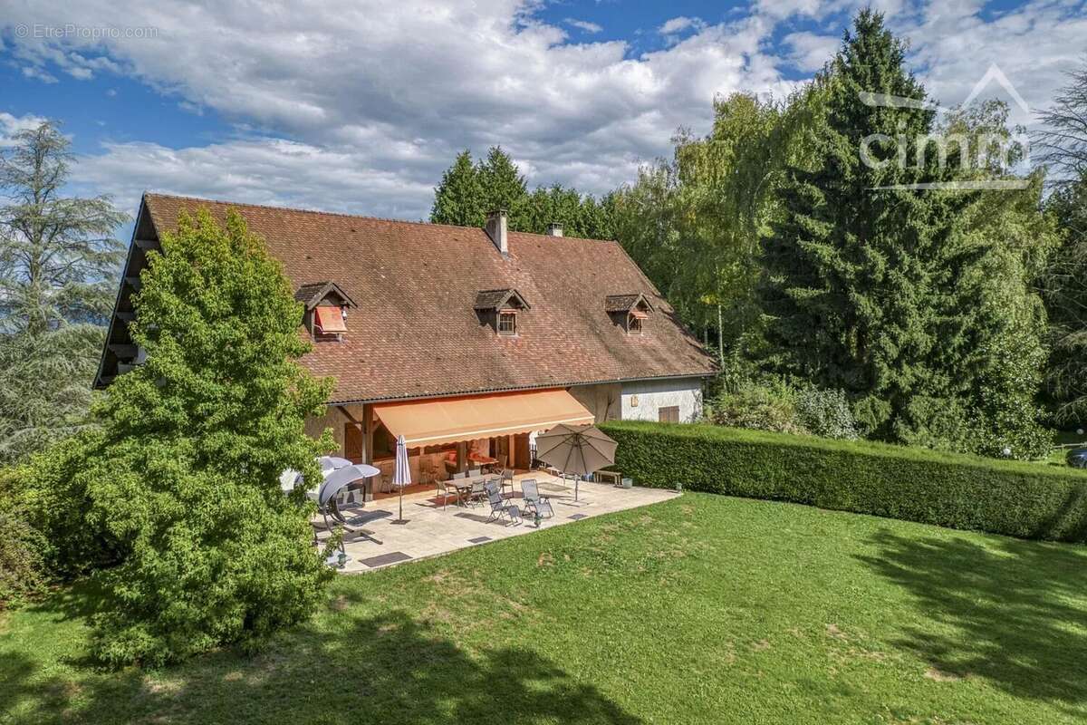 Maison à LES ABRETS