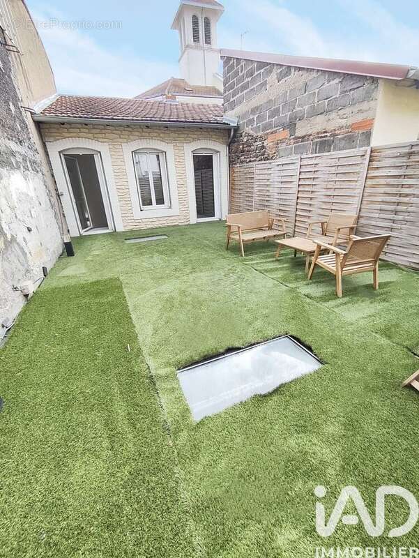 Photo 2 - Maison à ROANNE