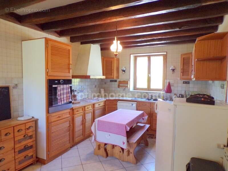 Maison à POULAINES