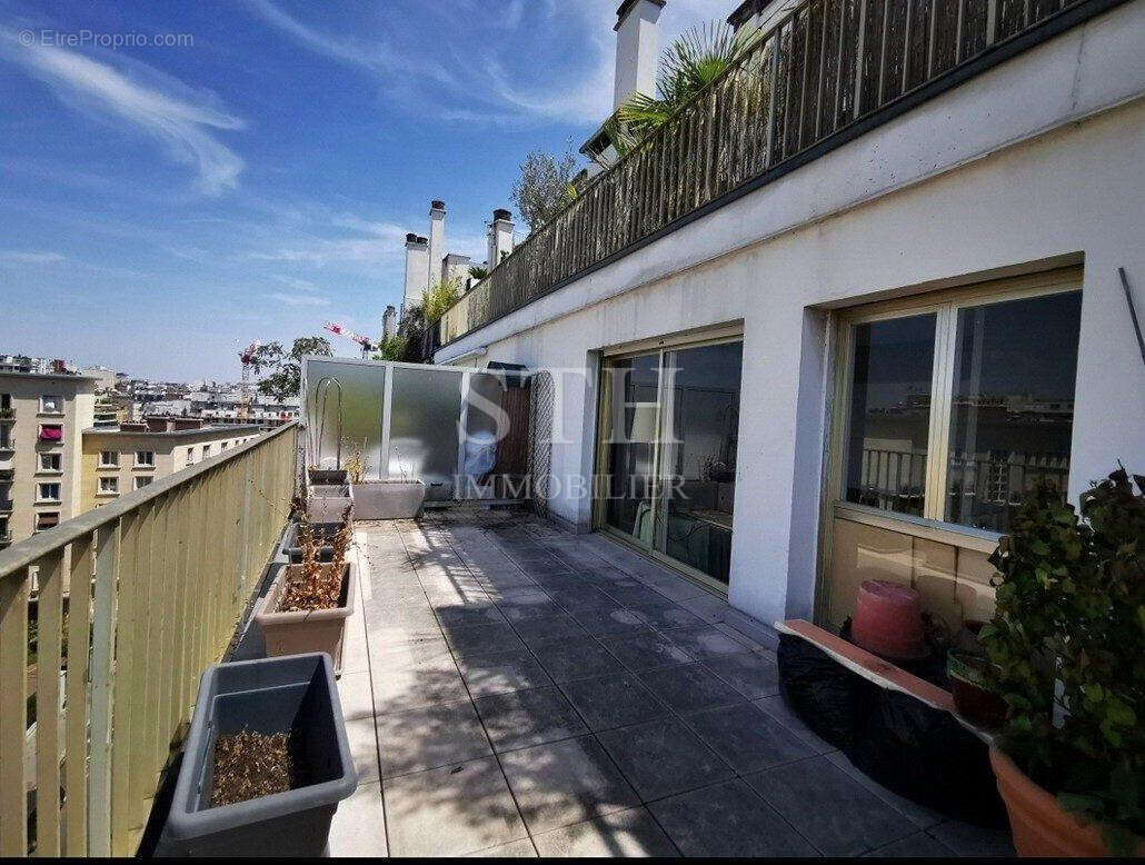 Appartement 25 m² à Paris-15e  - photo 2