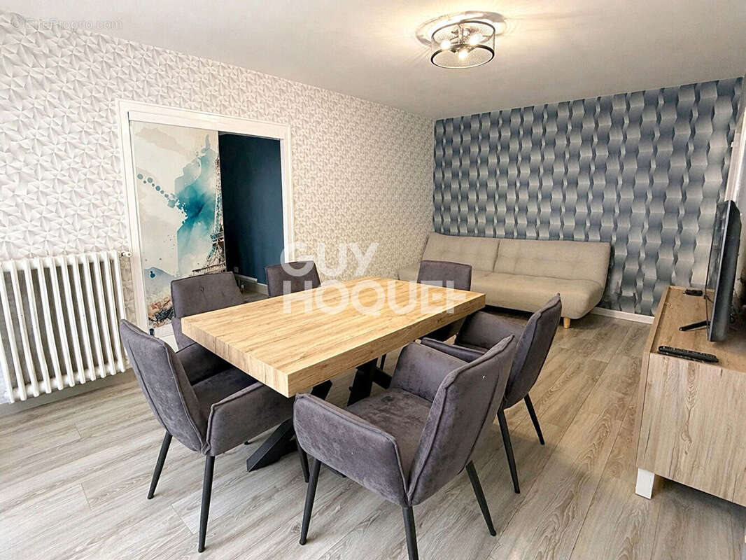 Appartement à MENNECY