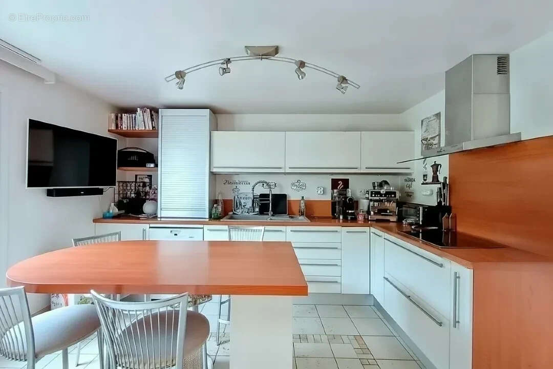 Maison à MONTMORENCY