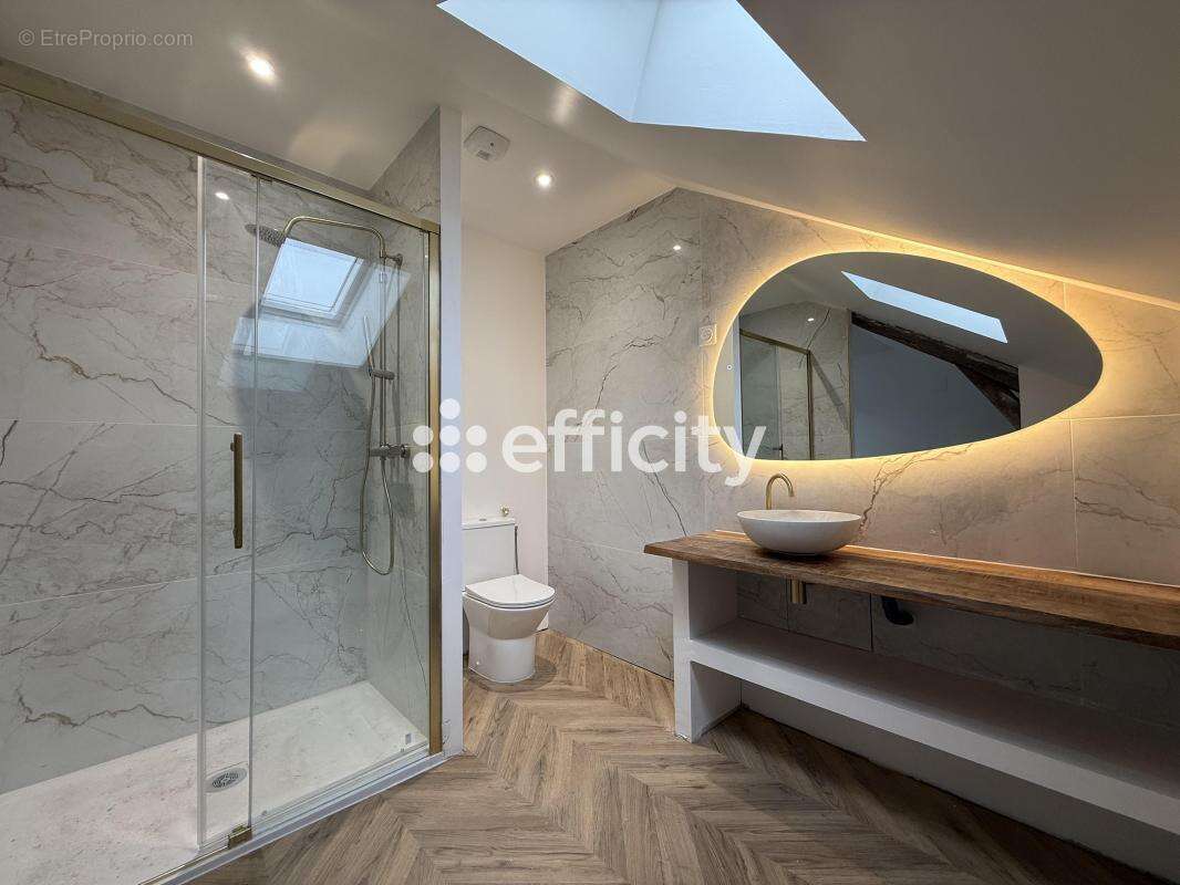 Maison à OINVILLE-SUR-MONTCIENT