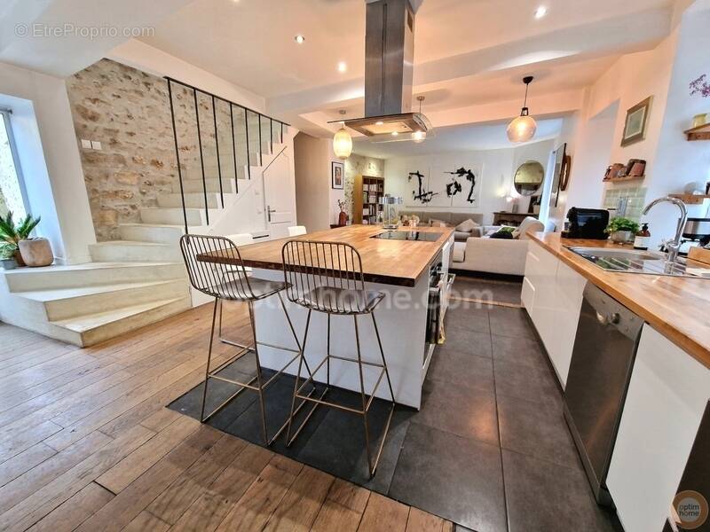 Maison à ANGERVILLIERS