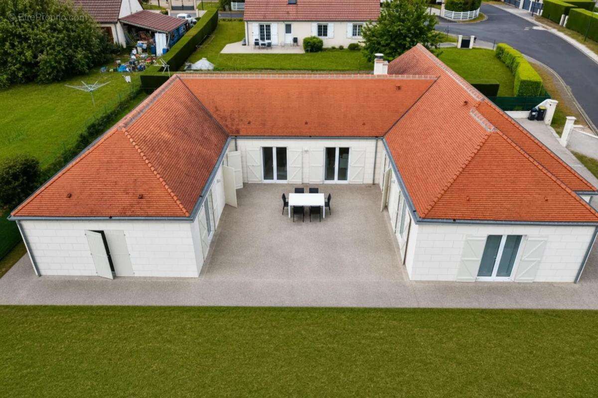 Maison de 5 pièces de 195 m² à Mesland - photo 13