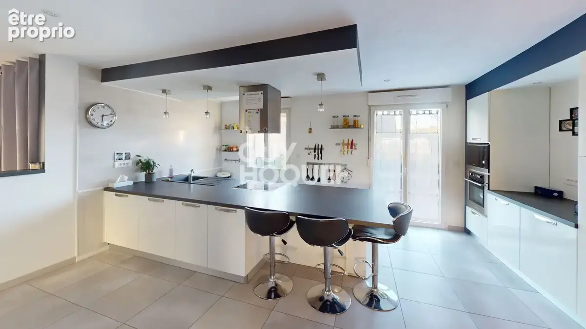 Maison Angeot 97 m² sur 8,64 ares - photo 6
