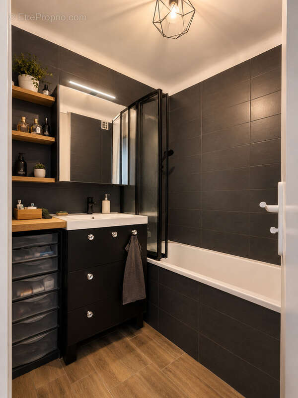 Appartement à MARSEILLE-8E