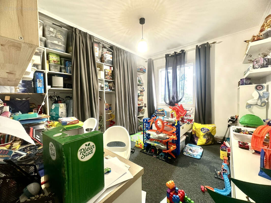 Maison à ROQUEBRUNE-SUR-ARGENS