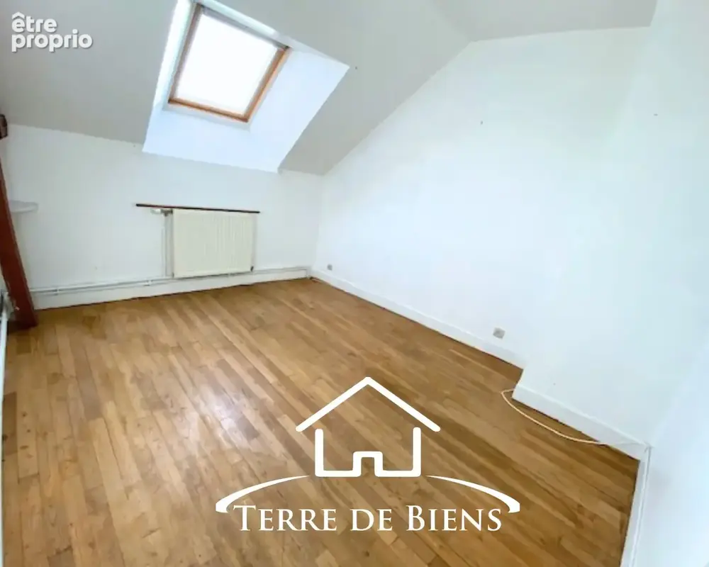 Maison en Pierre de Taille de 170 m2 avec Dépendances et Terrain   Secteur Couloisy - photo 13