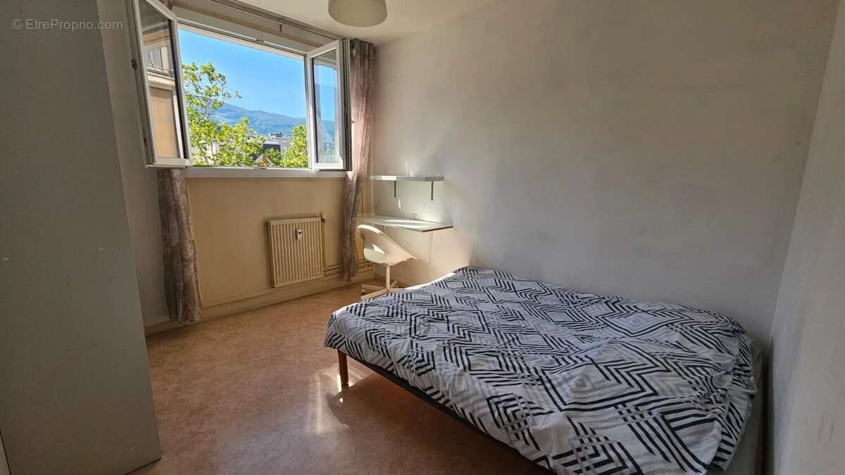 Appartement à ECHIROLLES