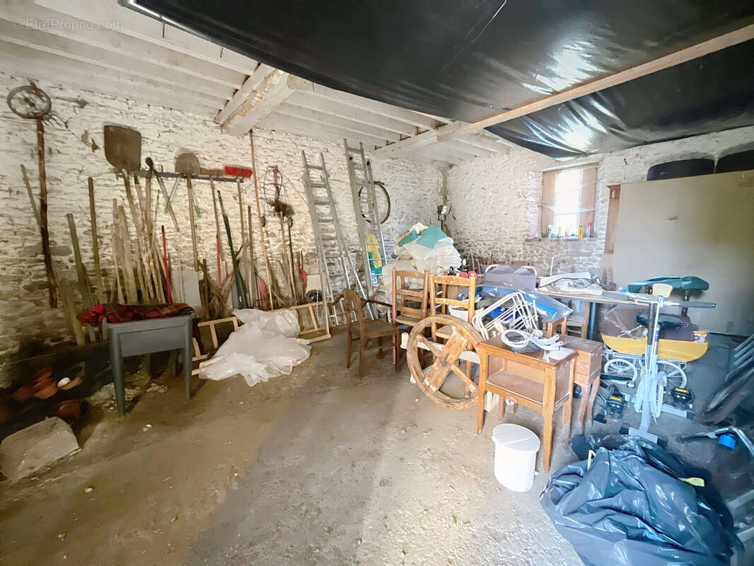 Maison à SAINT-JEAN-DE-SAVIGNY