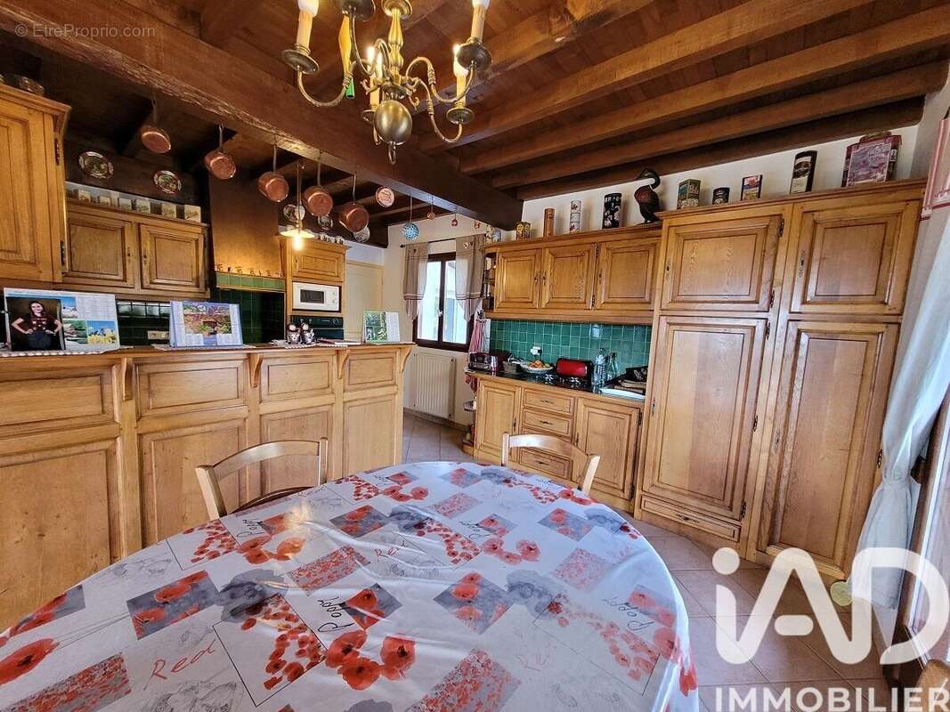 Maison 133 m² à Aignan  - photo 7