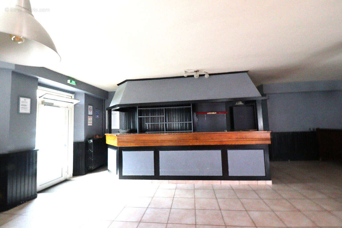 Appartement à VITRAC-SUR-MONTANE