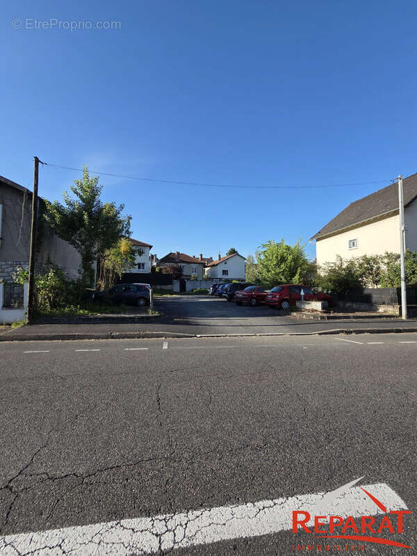 Commerce à BRIVE-LA-GAILLARDE