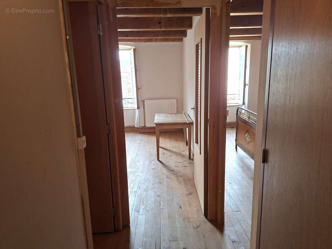 Maison à CHILHAC