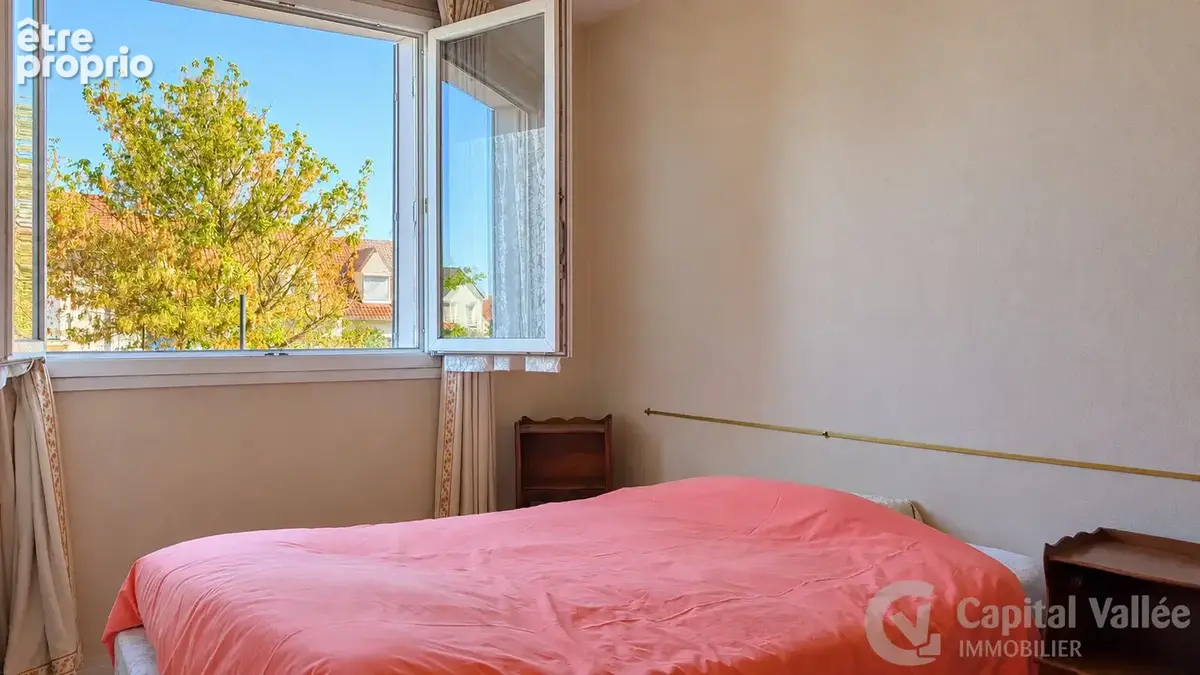 Massy   opéra  3 pièces, 2 chambres, vue arborée, a rénover - photo 5