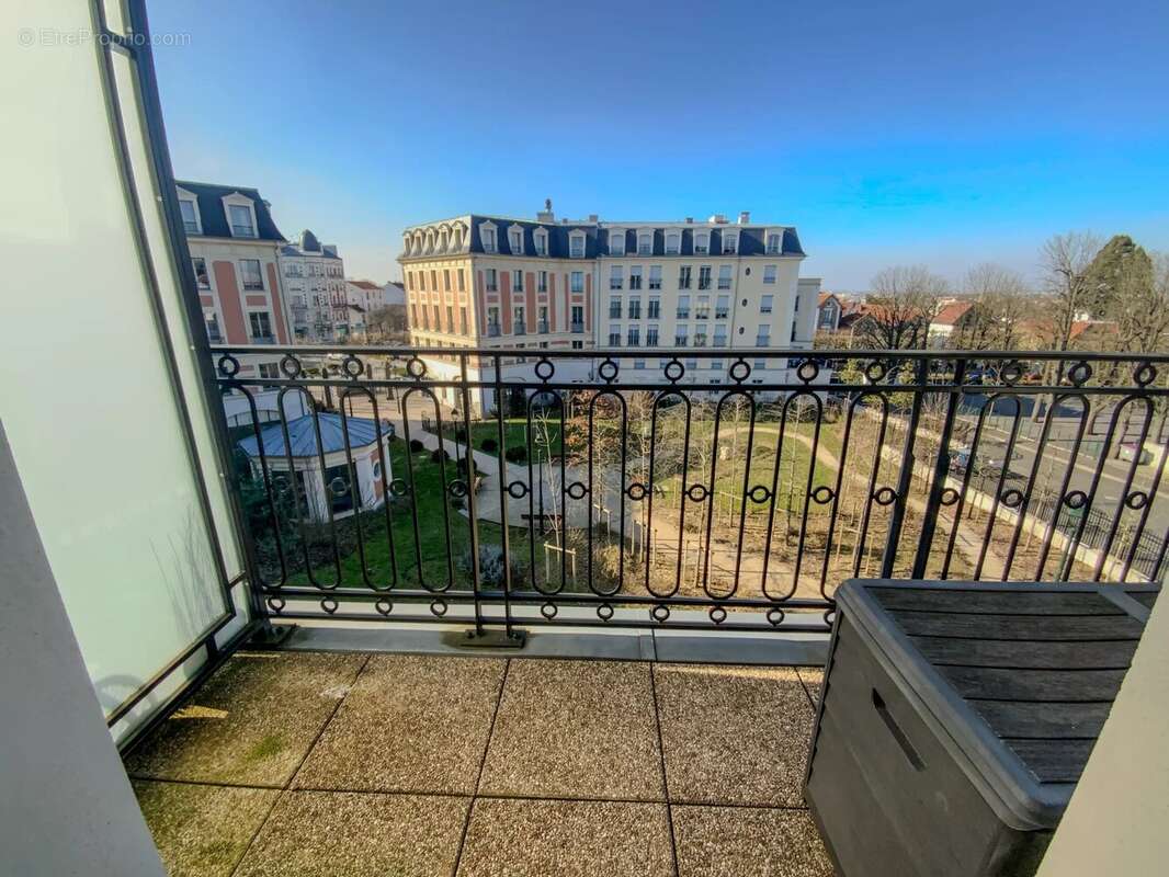 Appartement à LE RAINCY