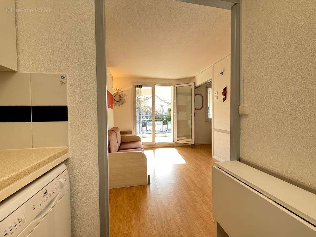 Appartement à VAUX-SUR-MER