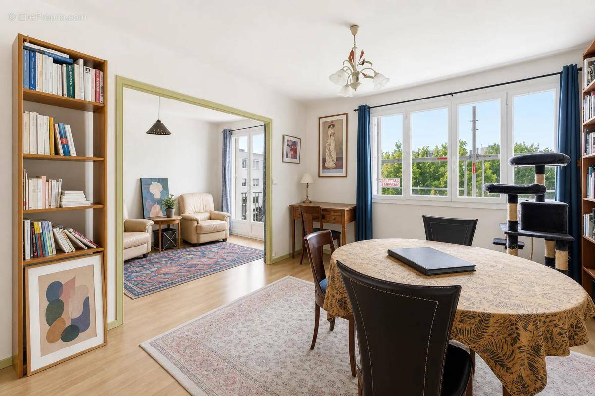 Appartement à PESSAC