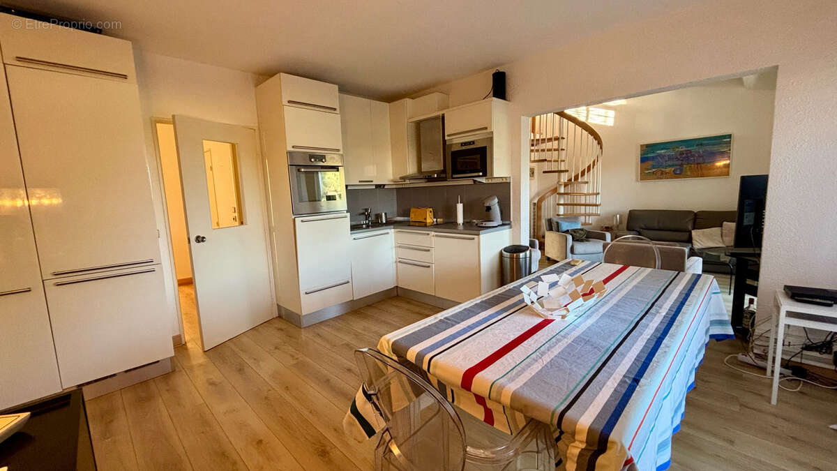 Appartement à SAINT-CYPRIEN