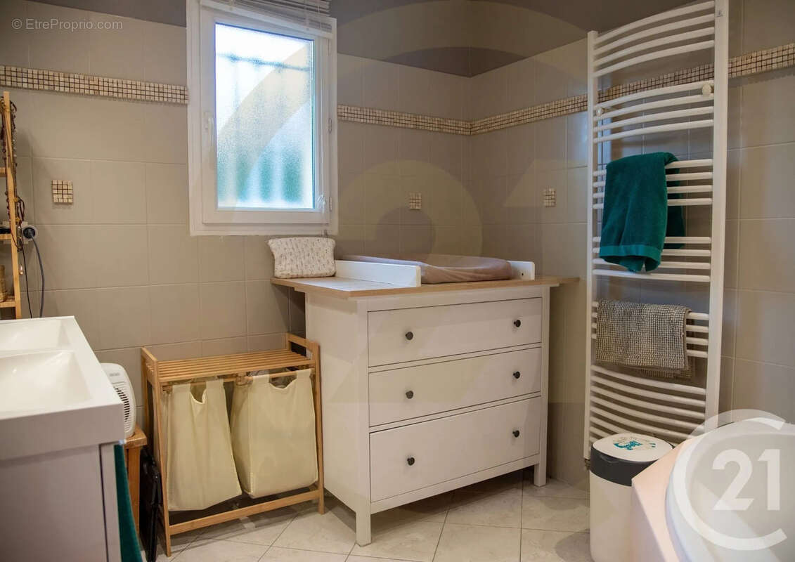 Maison à BOURGOIN-JALLIEU