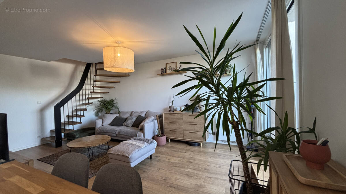 Appartement à MEYTHET
