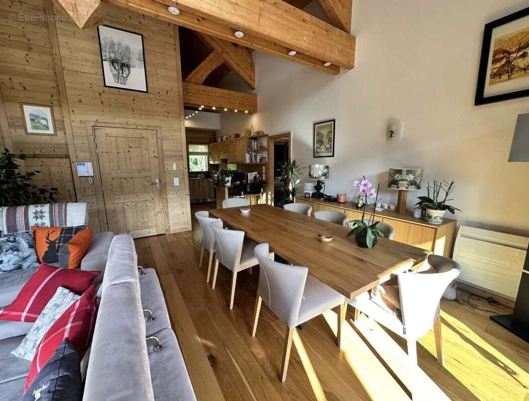 Appartement à SAINT-ETIENNE-DE-TINEE